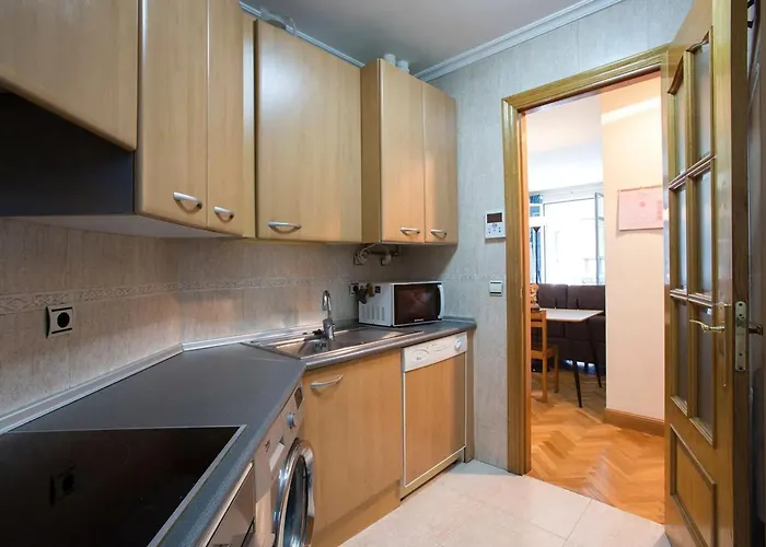 Modern In Donostia, 75 M² With Jacuzzi. Apartment