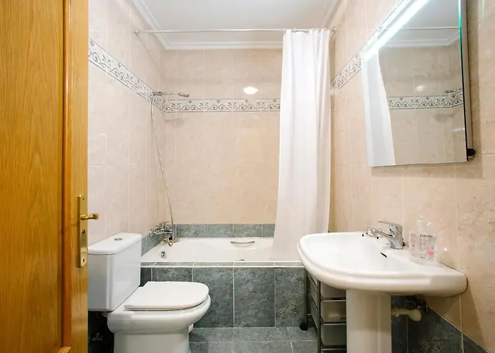 Apartment Modern In Donostia, 75 M² With Jacuzzi. San Sebastian