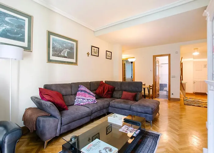 Modern In Donostia, 75 M² With Jacuzzi. Apartment *