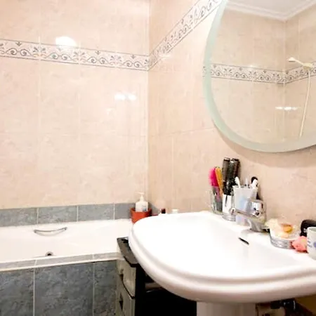 Modern In Donostia 75 M² With Jacuzzi Apartment
