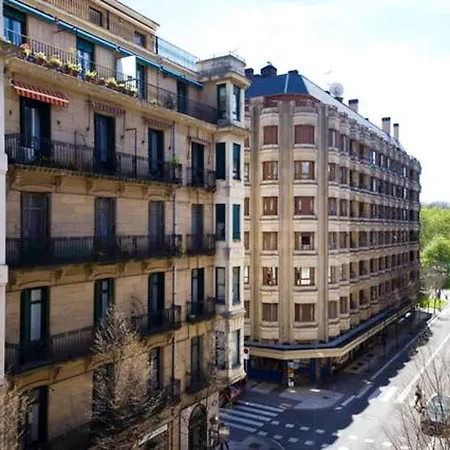 Modern In Donostia 75 M² With Jacuzzi Apartment *