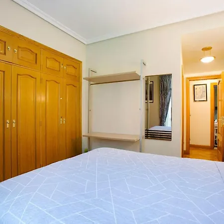 Modern In Donostia, 75 M² With Jacuzzi. Apartamento