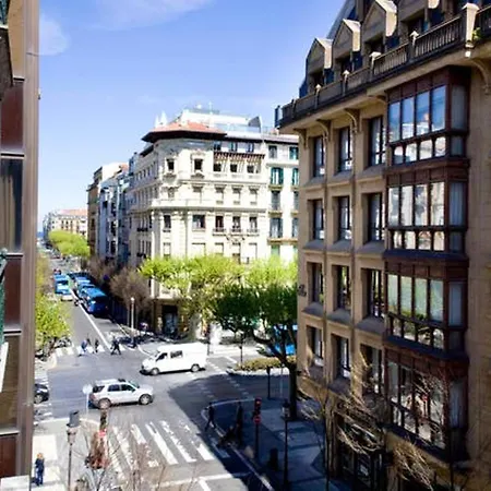 Modern In Donostia 75 M² With Jacuzzi * San Sebastian