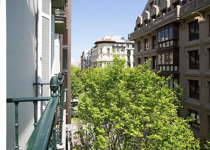 Modern In Donostia, 75 M² With Jacuzzi. Сан-Себастьян